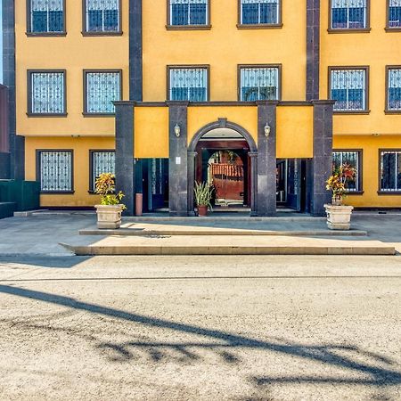 Monte Salerno Hotel & Suites Montemorelos Exterior foto