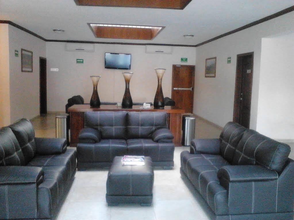 Monte Salerno Hotel & Suites Montemorelos Exterior foto